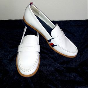 Like New! Tommy Hilfiger Women's Loafers, White, Sz 10M